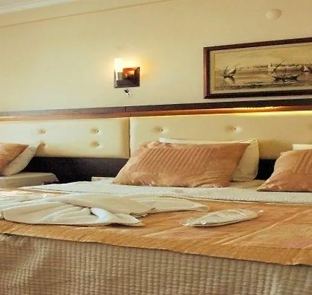 Rouge Noire 3* Istambul