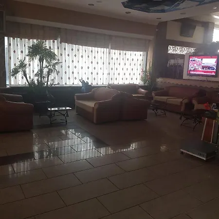 Rouge Noire Hotel 3*