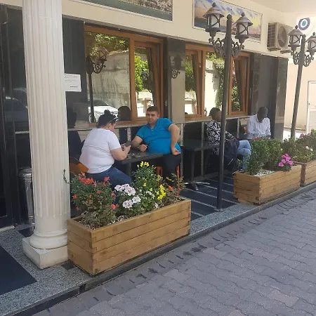 Rouge Noire Istambul