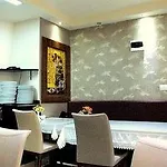 Rouge Noire Hotel 3*