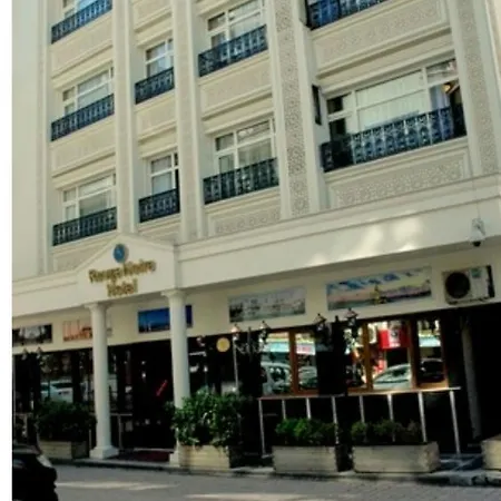 Rouge Noire Hotel 3*