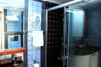 Rouge Noire Szálloda