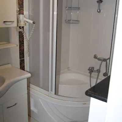 Hotell Rouge Noire 3*