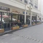 Otel Rouge Noire 3*