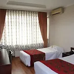 Rouge Noire Otel