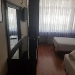 Otel Rouge Noire 3*