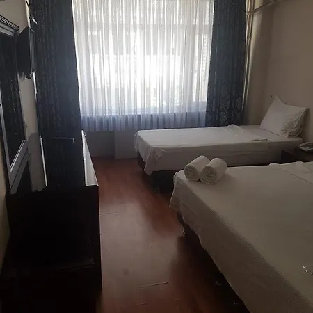 Rouge Noire Hotel