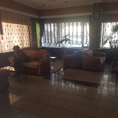 Rouge Noire Hotel