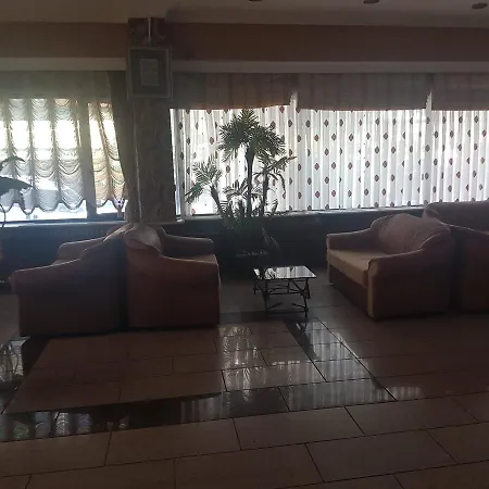 Hotel Rouge Noire