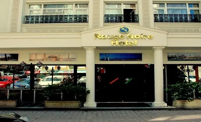 Rouge Noire Hotel 3*