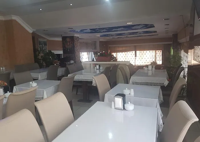 Rouge Noire Hotel