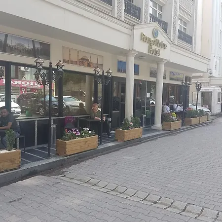 Hotel Rouge Noire 3*