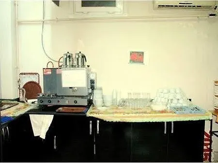 Rouge Noire Istanboel